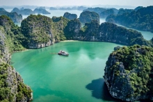 Khai thác thế mạnh du lịch biển đảo Việt Nam