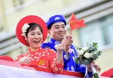 Tư tưởng Hồ Chí Minh về hạnh phúc con người - Vận dụng vào chăm lo hạnh phúc con người Việt Nam hiện nay